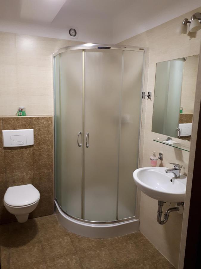 Hotel Eljot Sielpia Wielka Exteriör bild