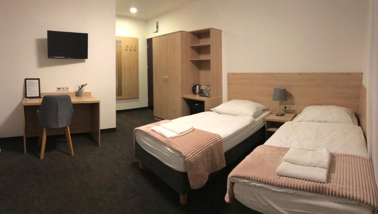Hotel Eljot Sielpia Wielka Exteriör bild