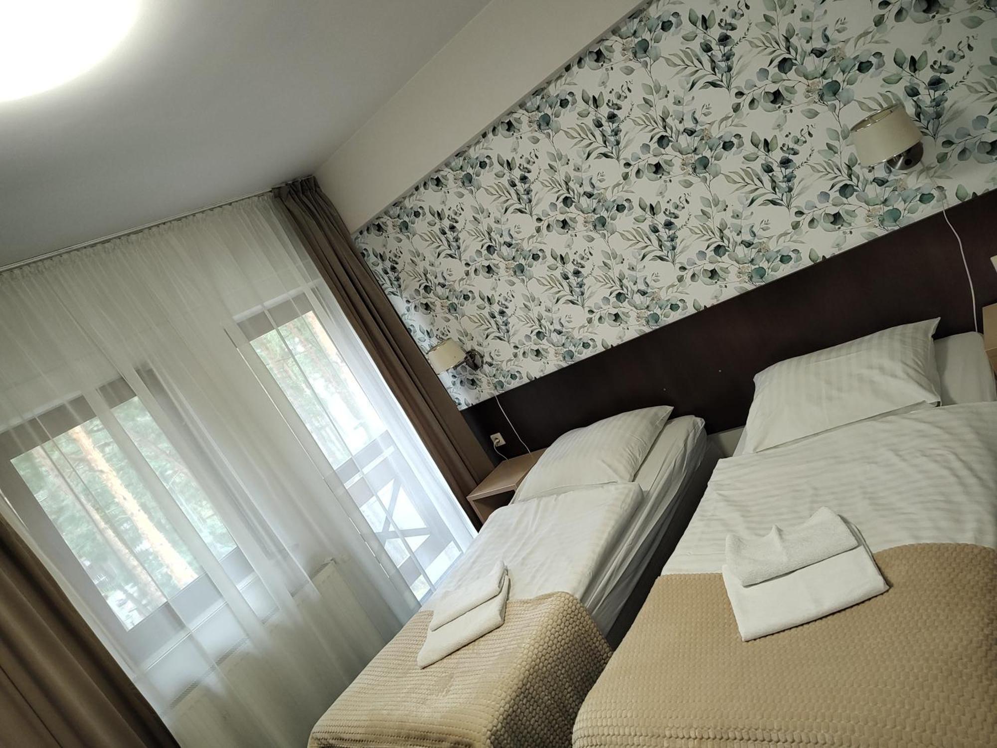 Hotel Eljot Sielpia Wielka Exteriör bild