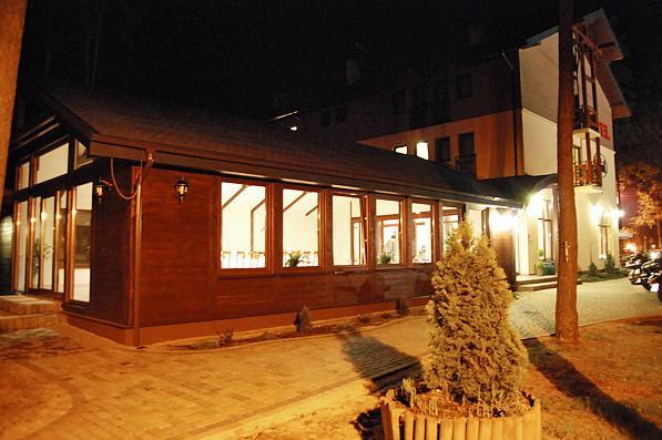 Hotel Eljot Sielpia Wielka Exteriör bild